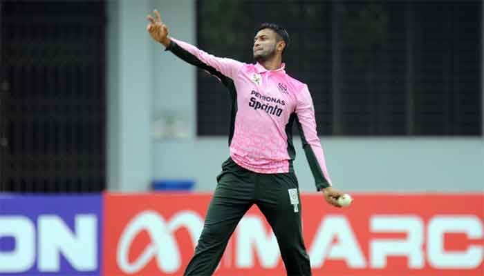 Shakib Al Hasan, Bangladesh and Mohammedan SC all-rounder will not be playing in the Dhaka Premier League Super League as he returned to his family in USA. || Photo: Collected 