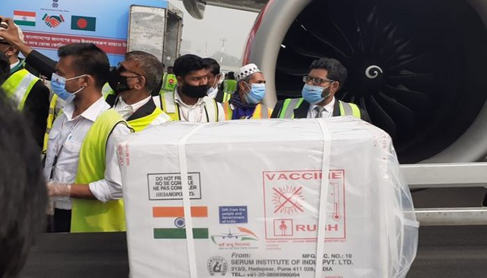 A vaccine consignment from India for Bangladesh in Dhaka || Photo: Collected 