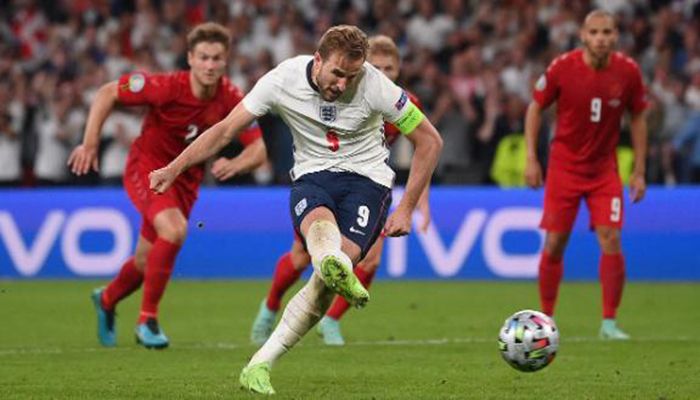 England reached Euro 2020 final after defeating Denmark 2-1. || Photo: Collected 