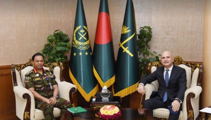 Turkish Ambassador to Bangladesh Mustafa Osman Turan calls on Bangladesh Army Chief of Army Staff General SM Shafiuddin Ahmed.|| Photo: Collected 
