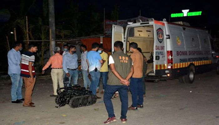 CTTC Cordons Off a Suspected Militant Hideout in Narayanganj