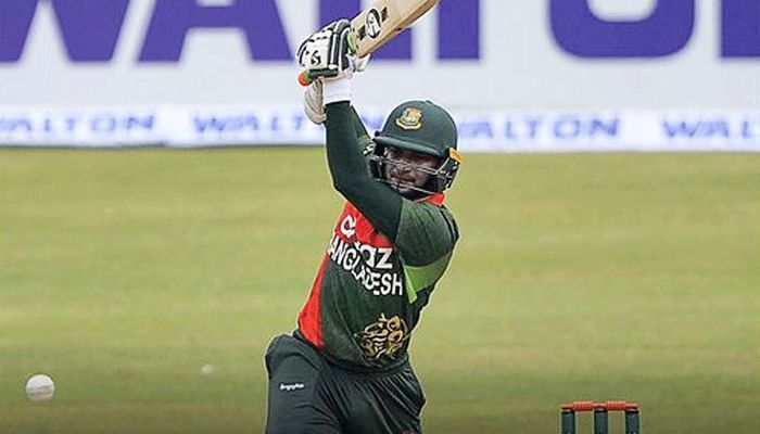 Shakib Al Hasan scored an excellent unbeaten 96 against Zimbabwe in today's match. (Photo: Collected)  