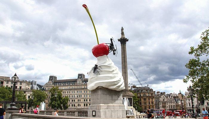 A sculpture symbolizing Britain’s complex colonial ties || Photo: Collected 