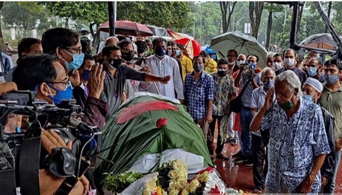 Fakir Alamgir Laid to Eternal Rest  