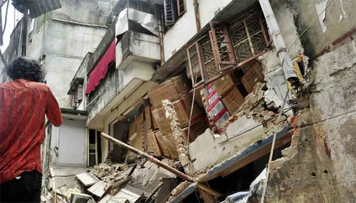 Debris scatter around after a huge blast damaged a building in Dhaka's Moghbazar area on Sunday, June 27, 2021. || Photo: Collected