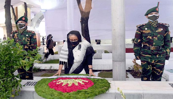 PM Pays Homage to Bangabandhu On National Mourning Day