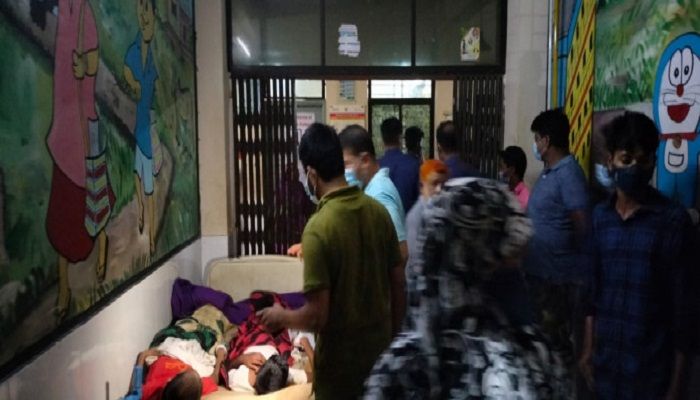 6 Teachers Arrested after Child Dies from Food Poisoning in Noakhali