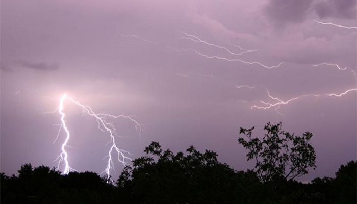 4 Killed as Lightning Strikes While Playing Football 
