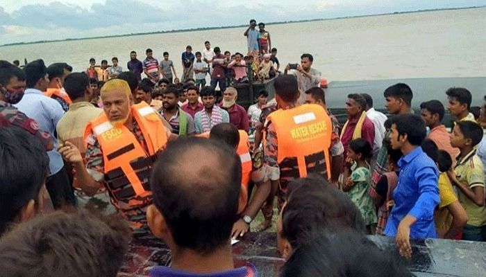 6 Dead, Several Missing as Boat Capsizes in Padma