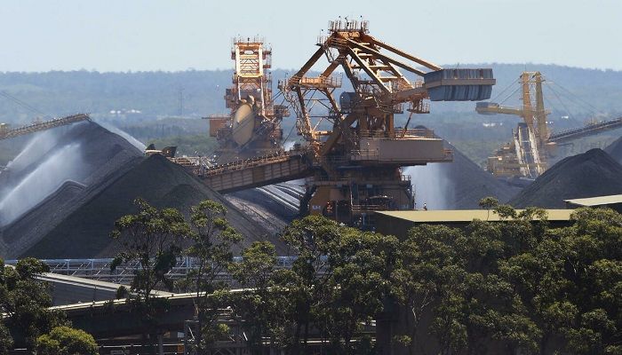 Australia Vows to Keep Mining Coal Despite Climate Warning