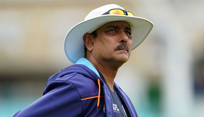 India Coach Ravi Shastri Tests Positive for Covid-19