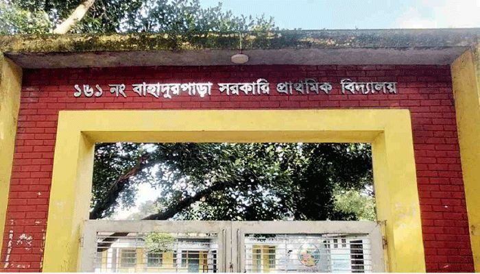 5 Girl Students Contract Covid in Thakurgaon School    