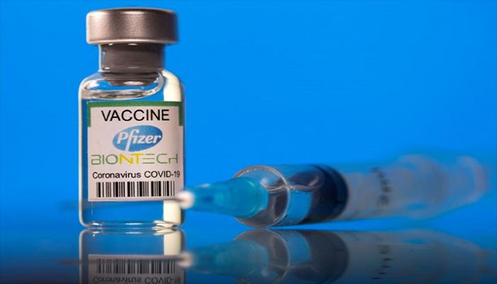 A vial labelled with the Pfizer-BioNTech coronavirus disease (COVID-19) vaccine is seen in this illustration picture taken March 19, 2021. || Reuters Photo: Collected