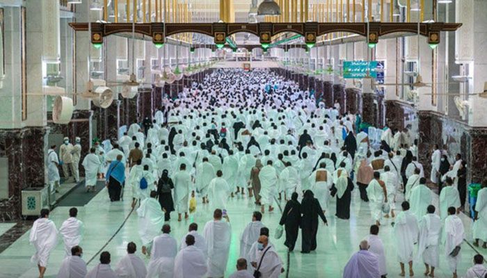 Saudi Arabia Cancels 14-Day Waiting Period between Umrah