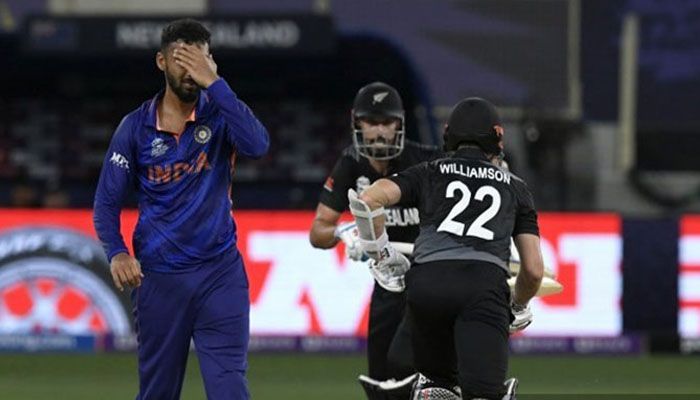 Boult Stars As New Zealand Thrash India in T20 World Cup 