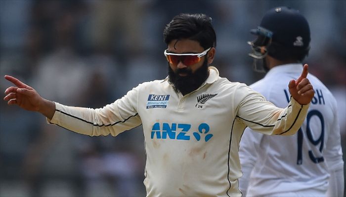 New Zealand's Ajaz Patel (L) celebrates after the dismissal of India's Jayant Yadav during the second day of the second Test cricket match between India and New Zealand at the Wankhede Stadium in Mumbai on December 4, 2021. || AFP Photo: Collected 