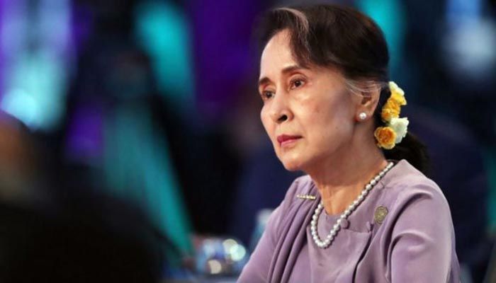Myanmar's Suu Kyi Awaits Walkie-Talkie Verdict  