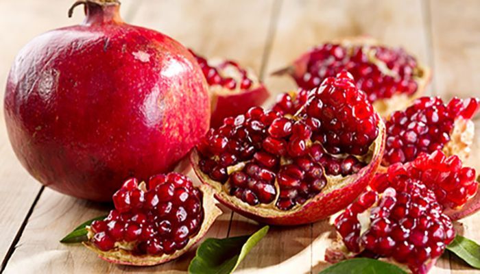 15 Health Benefits of Pomegranate Juice    