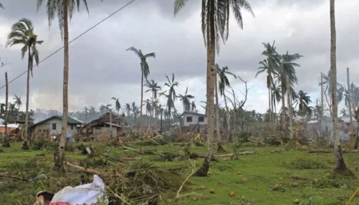 Death Toll in Philippines Typhoon Hits 208  