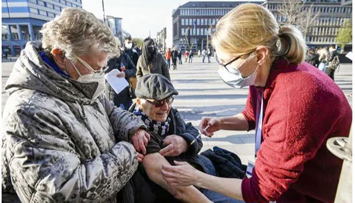 Resistance has been growing in the country to suggestions of introducing compulsory vaccinations. || Photo: Collected  