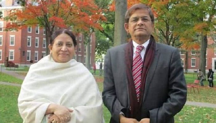 BNP secretary general Mirza Fakhrul Islam Alamgir and his wife Rahat Ara Begum || Photo: Collected 