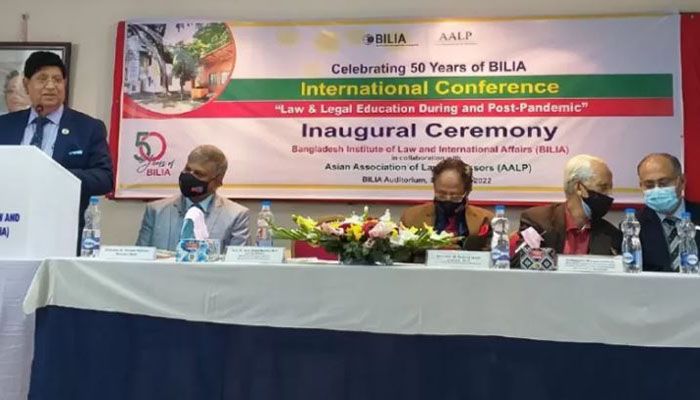 Foreign Minister AK Abdul Momen inaugurated the international conference on 'Law & Legal Education During and Post-Pandemic' at BILIA Auditorium in Dhaka on Friday || UNB Photo: Collected  