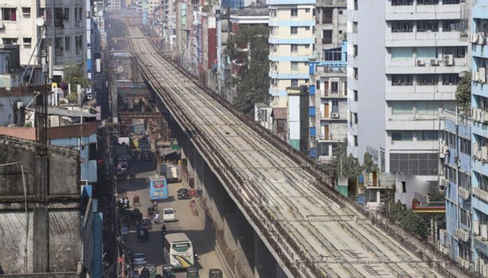 Metro Rail: Viaduct Installation Completed