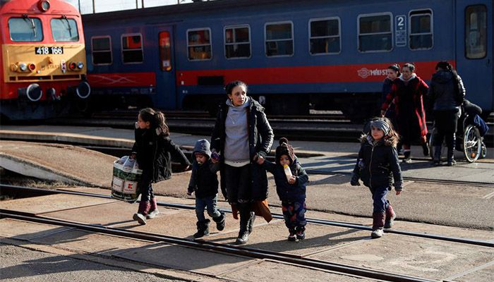 Ukrainian Refugee Outflow Hits 368000, Still Rising: UN