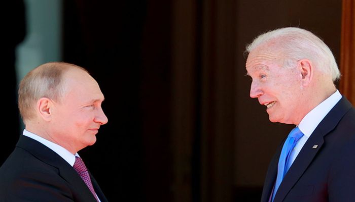 Putin, Biden Agree in Principle to Summit As Ukraine Tensions Soar  