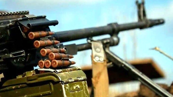 The Czech government announced that it would supply lethal aid in the form of 4,000 mortar systems, 7,000 assault rifles, 3,000 light machine guns, 30,000 pistols, an unspecified amount of sniper rifles and 500,000 rounds of ammunition.