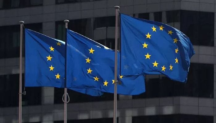 European Union flags fly outside the European Commission headquarters in Brussels, Belgium, April 10, 2019. || Reuters Photo: Collected  