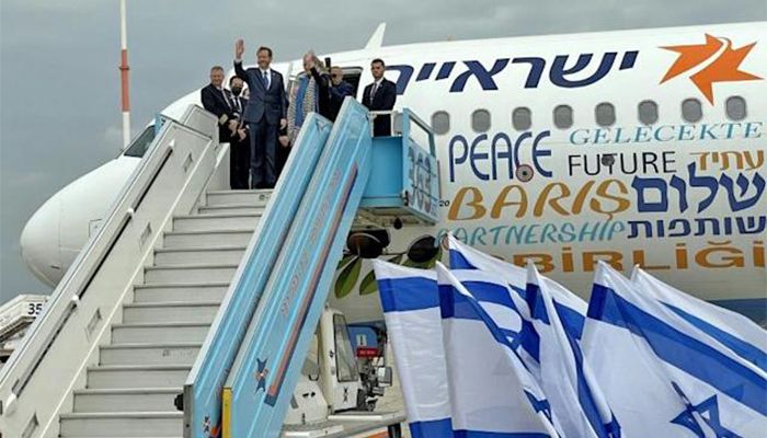 Israel's President Flies to Turkey In Bid To 'Restart' Ties