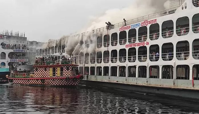 Fire Breaks Out in Launch at Sadarghat     