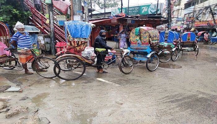 Rickshaw Pullers to Come Under the License