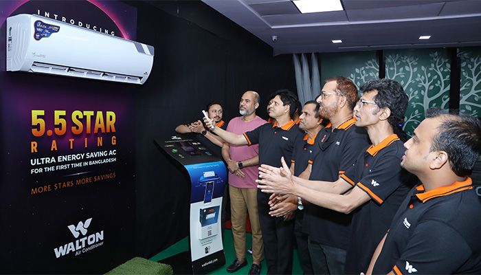 Caption: Walton Hi-Tech Industries PLC’s Sponsor-Director SM Mahbubul Alam unveils the 5.5-star rating ultra energy-saving AC