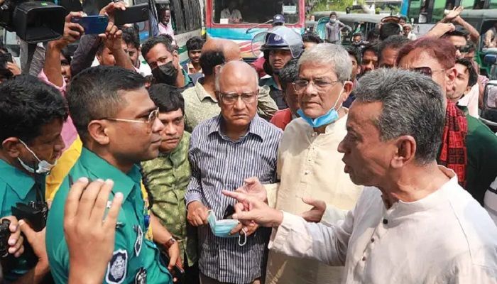 Police Prevent BNP Leaders from Going to Kalurghat