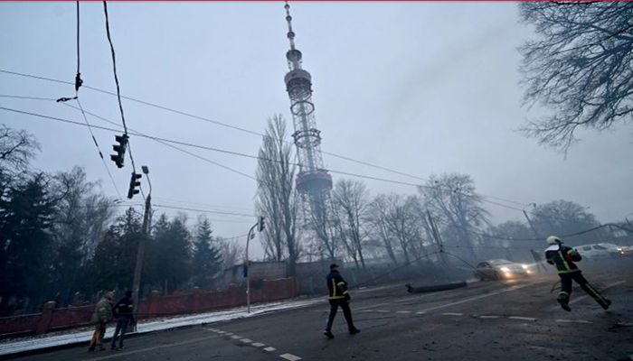 5 Killed in Deadly Blast at Kyiv TV Tower     
