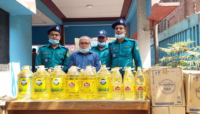 Ex-DAE Official Held in City over Edible Oil Hoarding