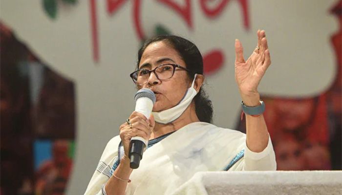 Mamata Banerjee said the country is preparing to fight the ruling party in Centre || Photo: Collected