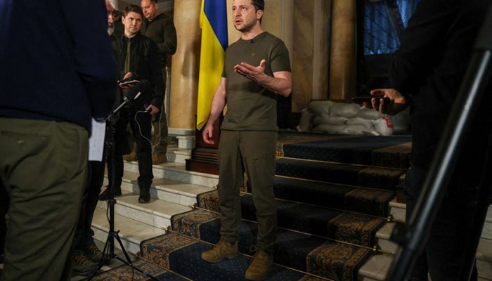‘Just Stop the Bombing’: Zelensky Tells Russia Ahead Of Ceasefire Talks  