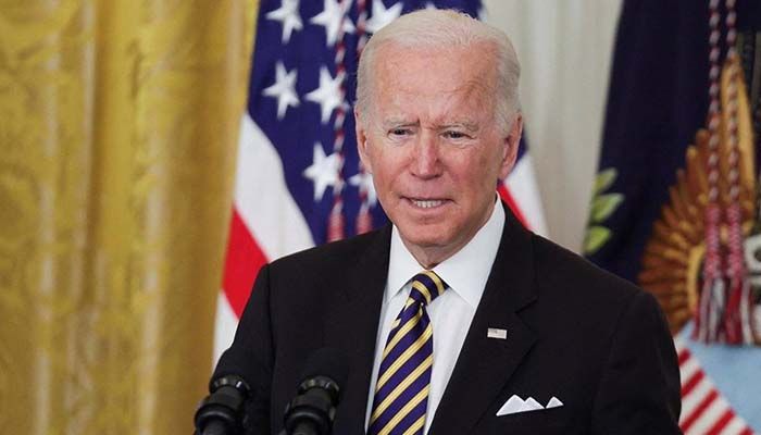 Biden Proposes $33 bn Package for Ukraine, Targets Russian Oligarchs 