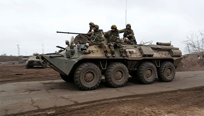 Hundreds of Ukraine Marines Surrender in Mariupol