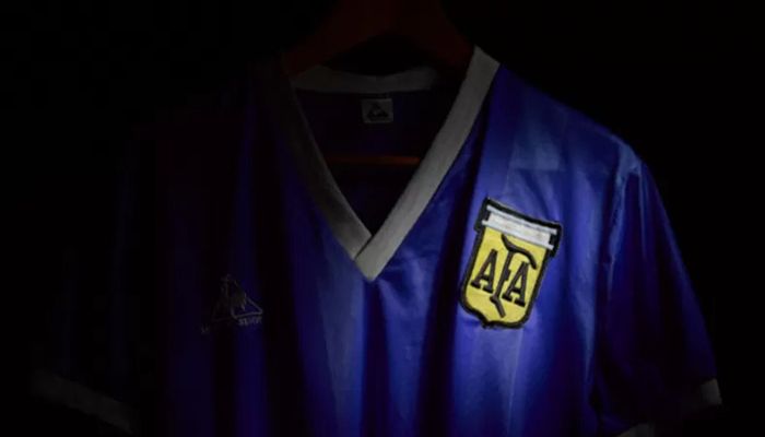 Maradona's Daughter Claims Wrong Jersey Is Up for Auction     