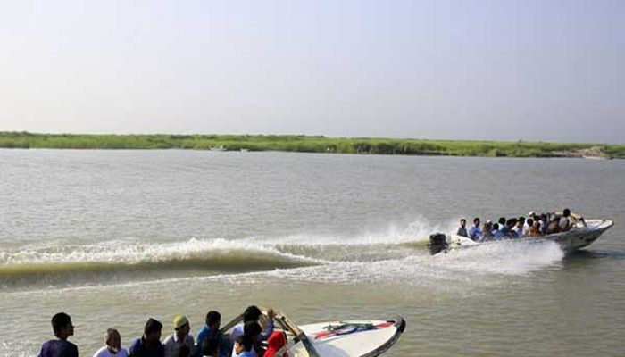 Speedboat with 11 Passengers Sinks Near Padma Bridge