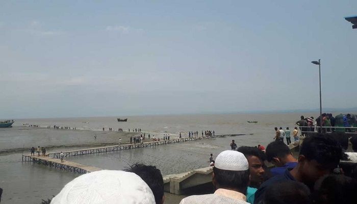 A speedboat capsized during a storm in Chattogram's Sandwip Upazila 