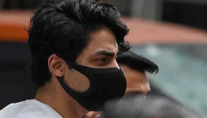 Shah Rukh Khan's Son Aryan Cleared in Drugs Case  