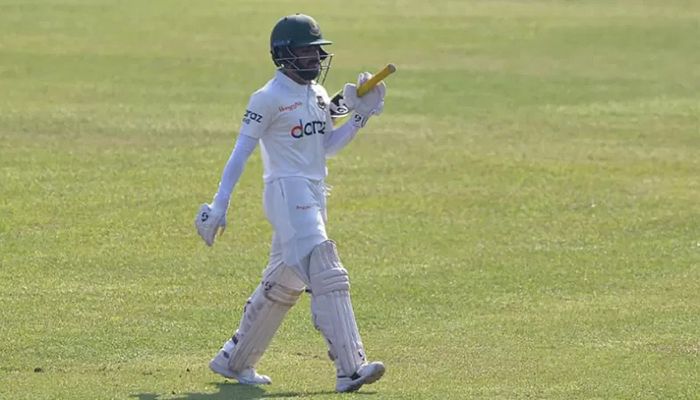 Mominul Unwilling to Continue As Test Captain 
