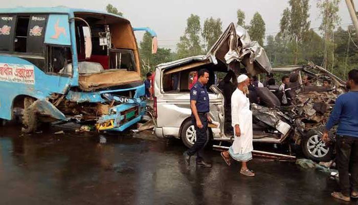 543 Killed in Road Accidents in April