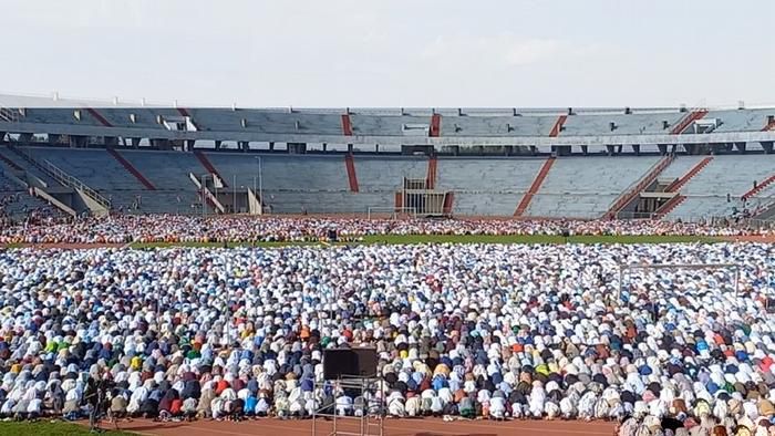 Eid prayers at a stadium in Ethiopia. Eid is celebrated in other cities of Ethiopia as well. Photo: Deutsche Welle