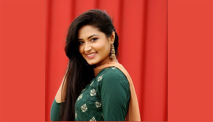 Tasnia Farin to Debut on Silver Screen with Tollywood Movie